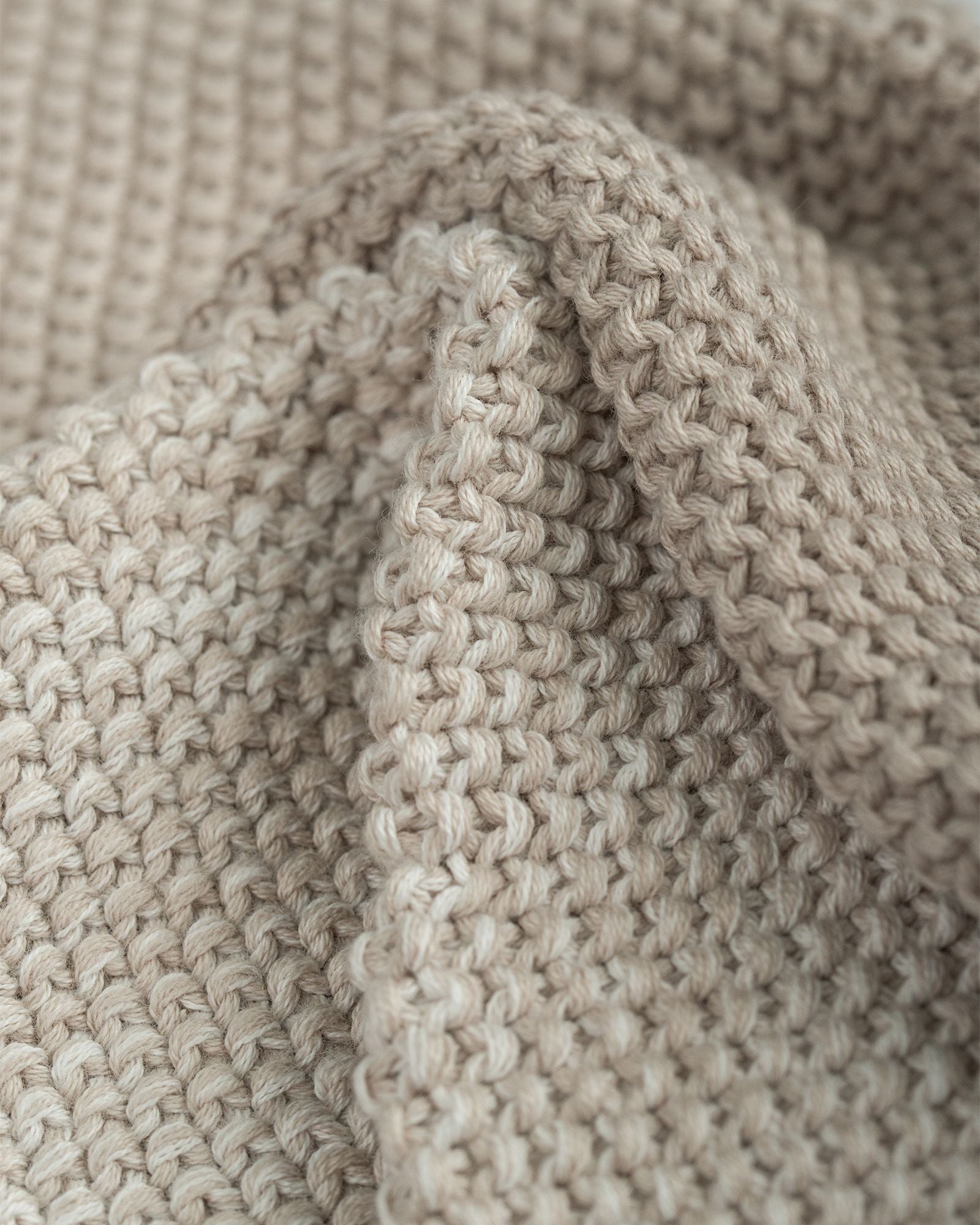 Größe: 27x 27 cm Farbe: beige #farbe_beige